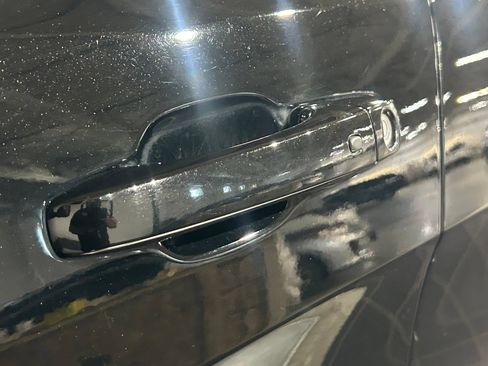 Used 2019 Jeep Grand Cherokee Trailhawk AWD/4WD image 19