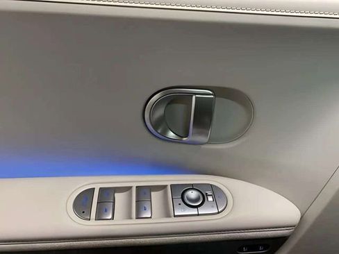 Used 2023 Hyundai Ioniq 5 Limited image 37