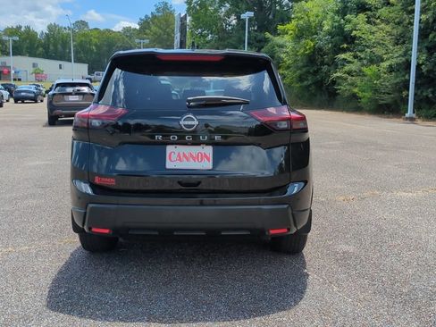 Used 2026 Nissan Rogue S FWD image 6