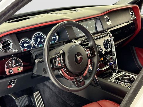 Used 2021 Rolls-Royce Cullinan AWD/4WD image 15