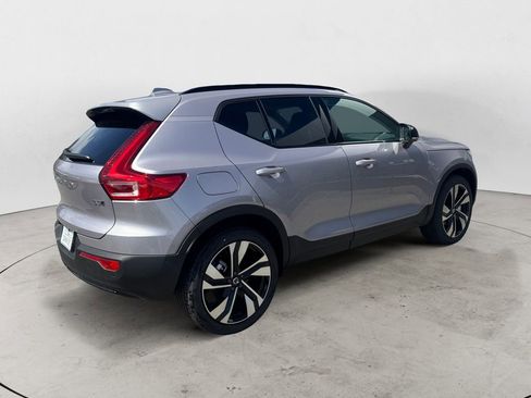 New 2026 Volvo XC40 B5 Ultra w/ Protection Package Premier AWD/4WD image 7