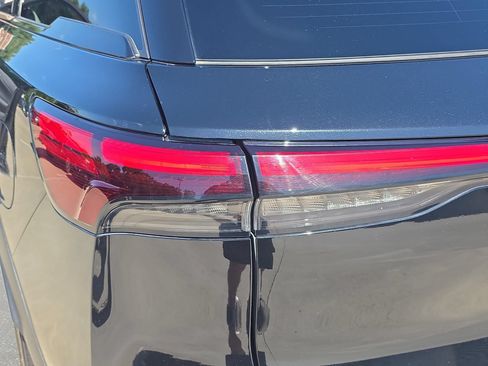 Used 2023 INFINITI QX60 Luxe w/ Performance Audio Package FWD image 33