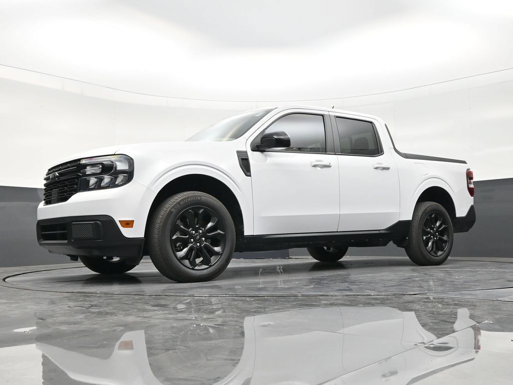 Used 2024 Ford Maverick Lariat w/ Black Appearance Package FWD image 20