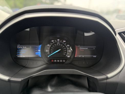 Used 2017 Ford Edge SEL w/ Equipment Group 201A AWD/4WD image 24