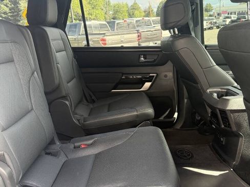 Used 2025 Toyota Sequoia Limited w/ Tow Technology Package AWD/4WD image 21