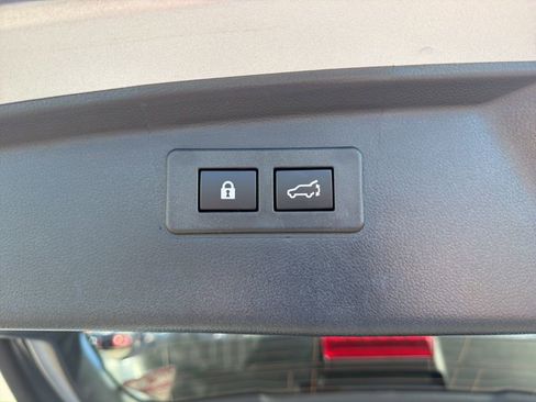 Used 2025 Subaru Outback Limited image 21