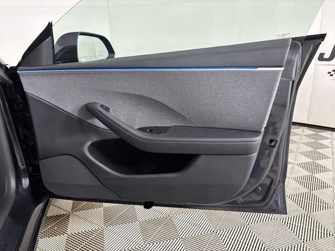 Used 2025 Tesla Model 3 Long Range RWD image 20