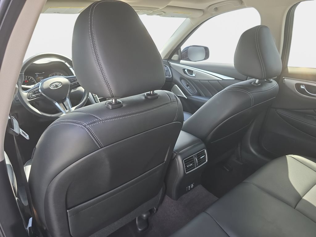 Used 2023 INFINITI Q50 Luxe w/ Cargo Package RWD image 10
