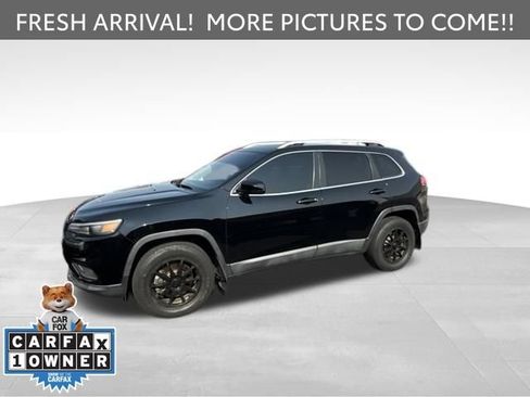 Used 2019 Jeep Cherokee Latitude w/ Popular Appearance Group AWD/4WD image 1