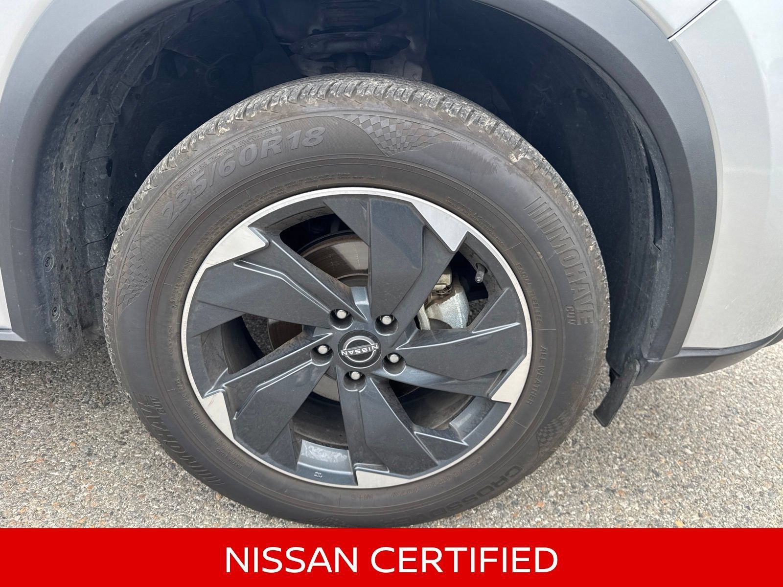 Certified 2025 Nissan Rogue SV AWD/4WD image 5