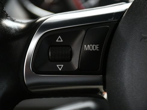 Used 2011 Audi R8 V10 image 35