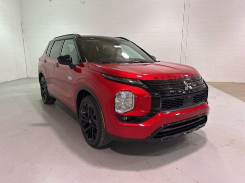 New 2025 Mitsubishi Outlander SEL Black Edition image 1