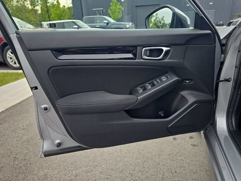 Used 2024 Honda Civic EX image 12