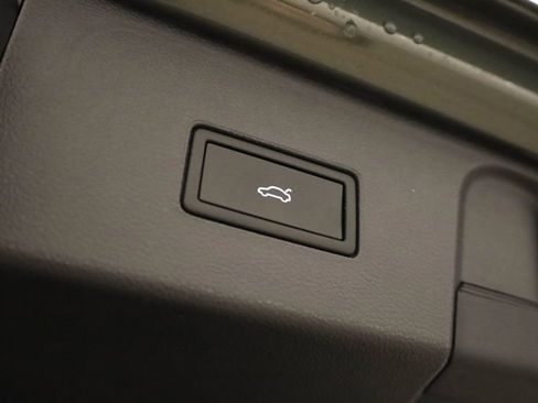 New 2026 Volkswagen Atlas Peak Edition image 38