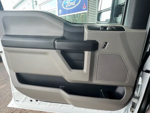 Used 2022 Ford F250 XL w/ Power Equipment Group image 16