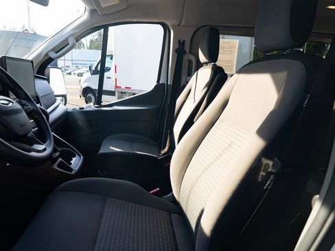 Used 2023 Ford Transit 350 XLT image 17