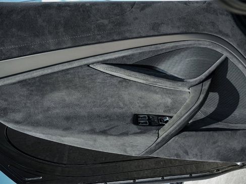 Used 2018 McLaren 720S image 29