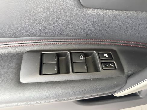 Used 2013 Nissan Rogue SL image 13