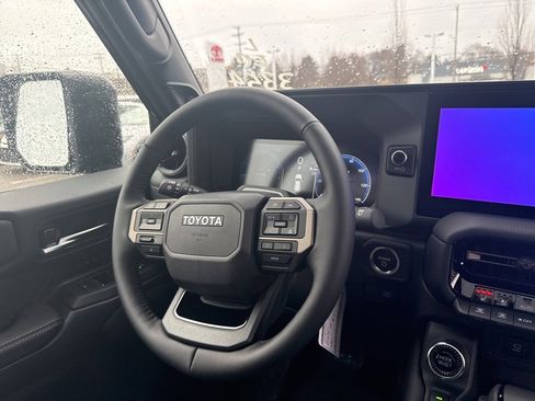 New 2026 Toyota Land Cruiser image 10