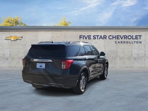 Used 2023 Ford Explorer XLT w/ Equipment Group 202A image 8