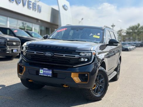 Used 2025 Ford Expedition Tremor AWD/4WD image 1