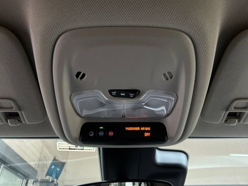 Used 2025 Buick Encore GX Preferred FWD image 15