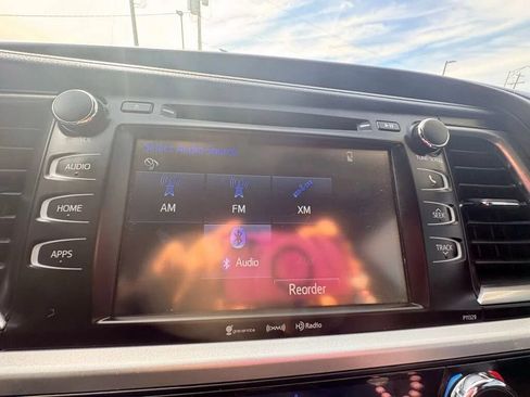Used 2017 Toyota Highlander Plus w/ Protection Package #3 AWD/4WD image 34