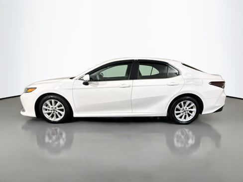 Used 2021 Toyota Camry LE FWD image 6