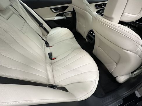 New 2026 Mercedes-Benz E 350 4MATIC Sedan image 20