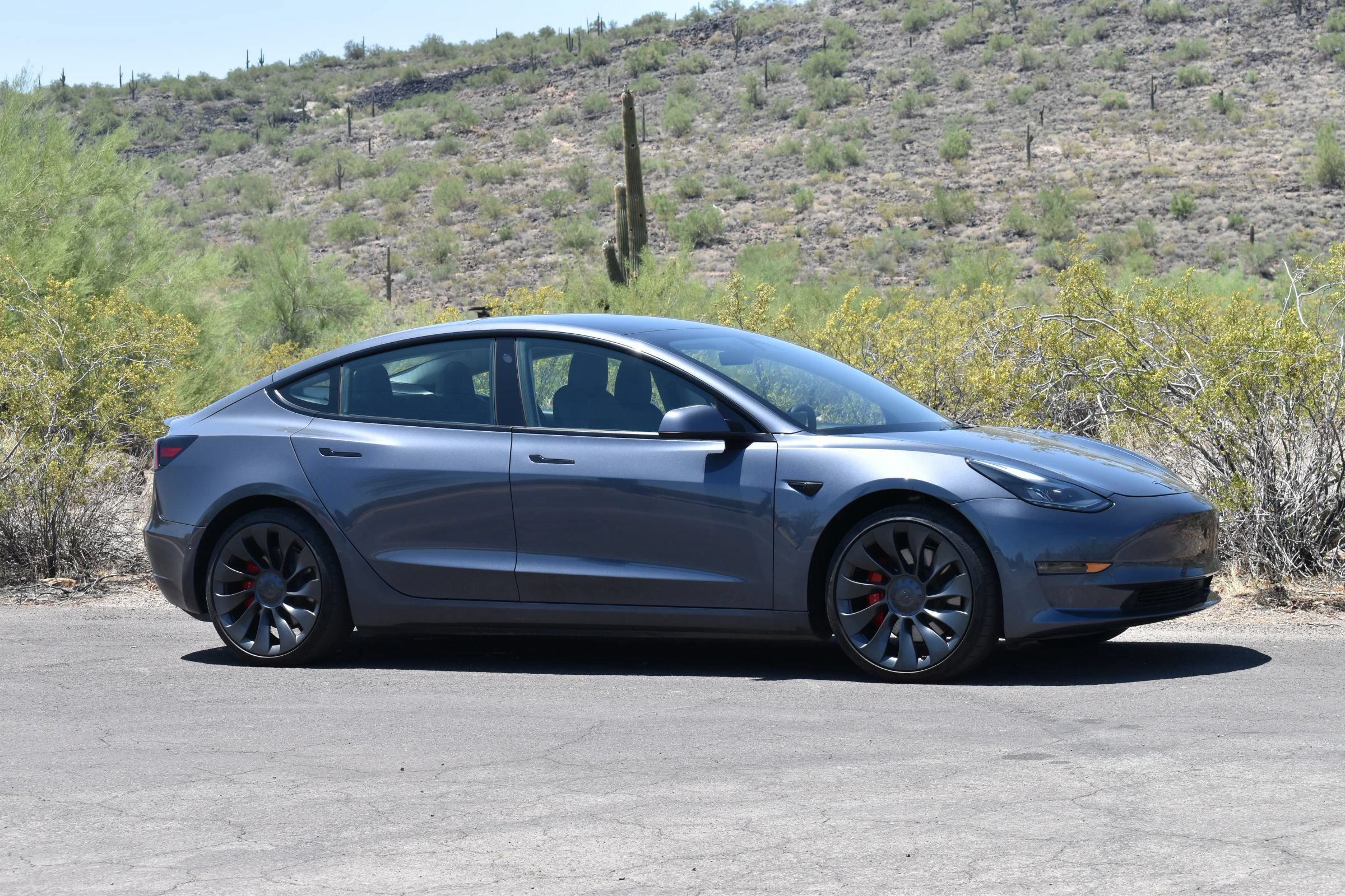 Used 2023 Tesla Model 3 Performance AWD/4WD image 2