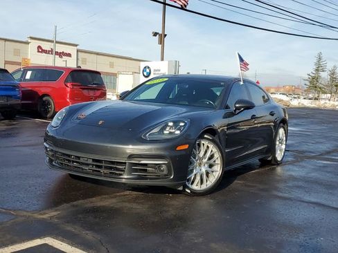 Used 2018 Porsche Panamera 4S image 1