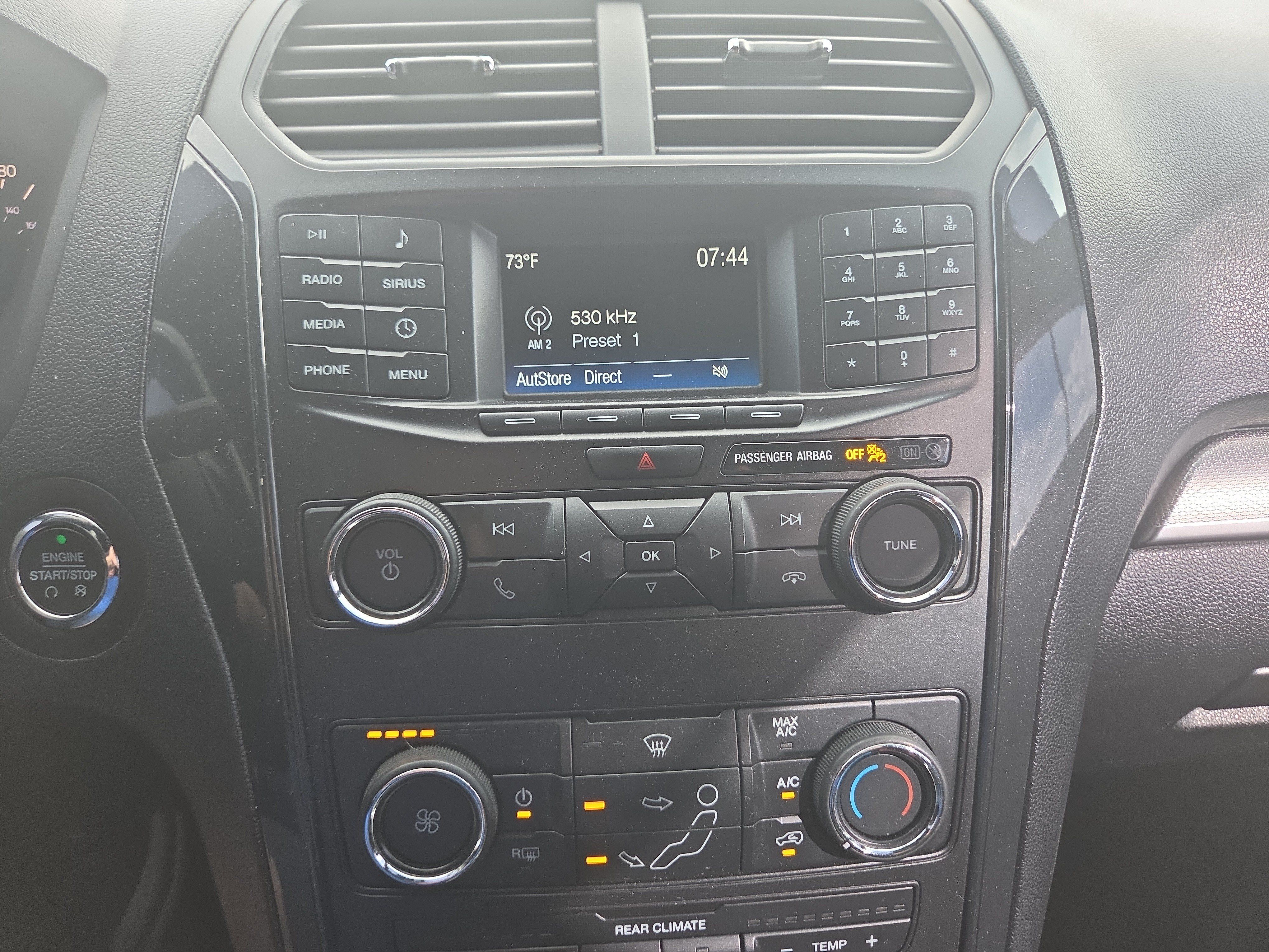 Used 2019 Ford Explorer XLT AWD/4WD image 27
