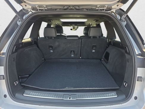 Used 2022 Jeep Grand Cherokee Summit AWD/4WD image 12