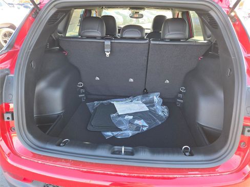 New 2026 Jeep Compass Latitude image 19