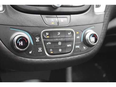 Used 2024 Chevrolet Malibu LT image 27