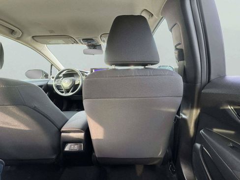 Used 2023 Toyota Corolla LE FWD image 46