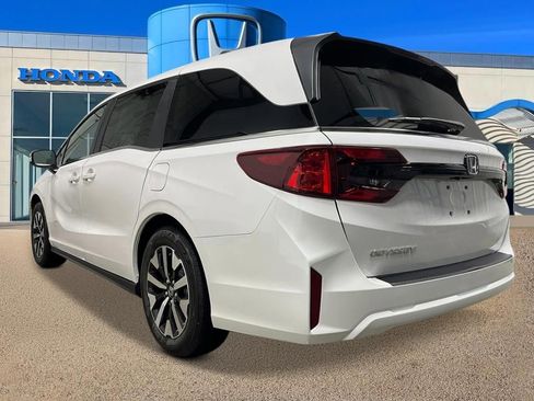 New 2026 Honda Odyssey EX-L image 3