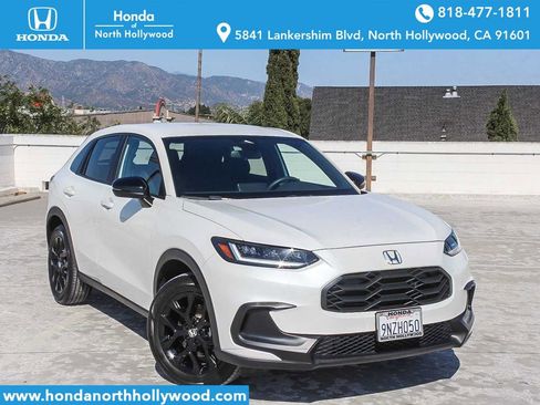 Certified 2025 Honda HR-V Sport image 1