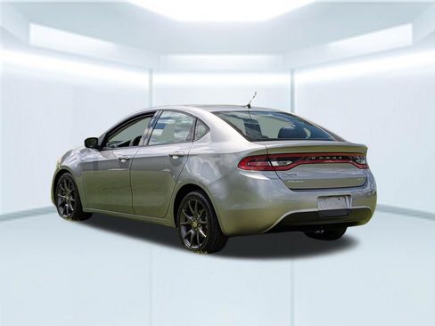 Used 2015 Dodge Dart SXT FWD image 4