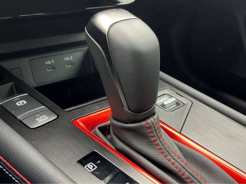 New 2025 Nissan Kicks SR image 26