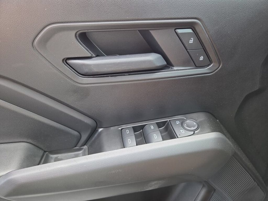 Used 2026 Chevrolet Colorado Trail Boss AWD/4WD image 25