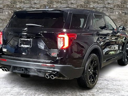 Used 2022 Ford Explorer ST w/ Equipment Group 401A image 6