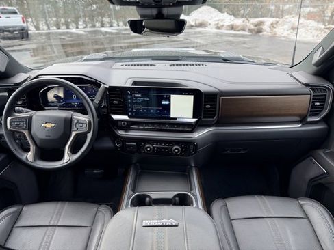 Certified 2024 Chevrolet Silverado 2500 High Country w/ Technology Package image 21