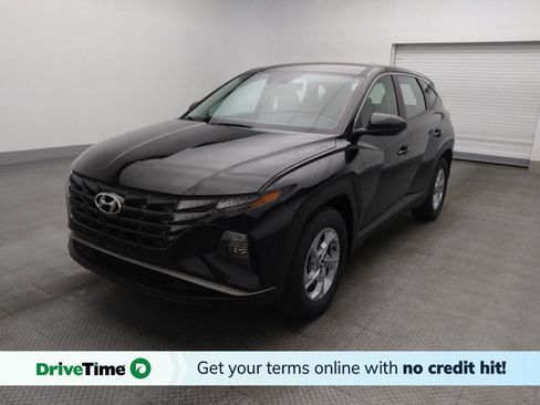 Used 2023 Hyundai Tucson SE image 1