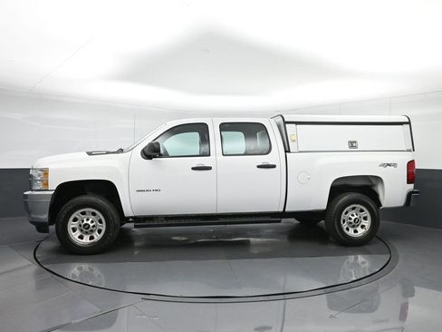 Used 2013 Chevrolet Silverado 3500 W/T image 4