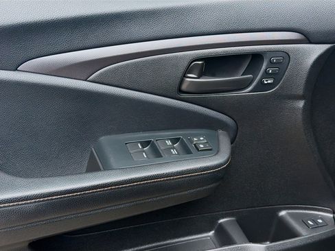 Certified 2023 Honda Passport TrailSport image 17