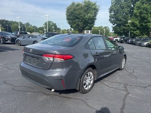 Used 2026 Toyota Corolla LE FWD image 4