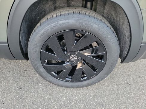 New 2026 Volkswagen Atlas SE FWD image 23