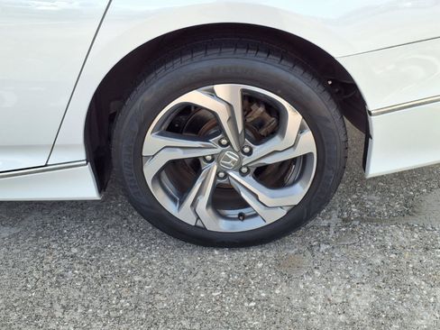 Used 2018 Honda Accord EX-L image 27