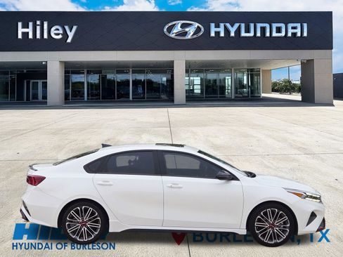 Used 2024 Kia Forte GT w/ GT2 Package FWD image 3